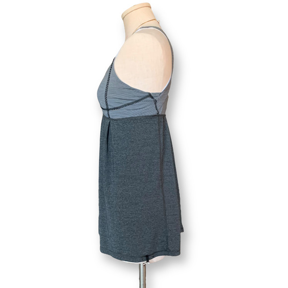 LULULEMON Run Your Heart Out Pleated Racerback Tank Top Yoga Running Workout 10 - Picture 6 of 10